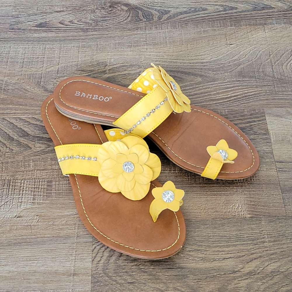 Bamboo women's sandals Size 8.5